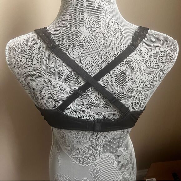 Victoria's Secret Push-Up Bra Sequins Lace Black Sz 38DD - Picture 5 of 8